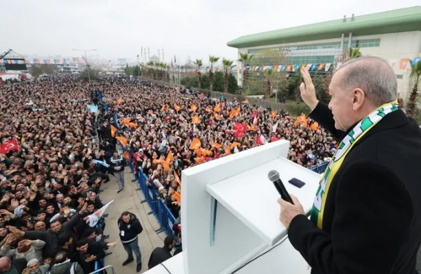 Foto - Teröristlerin en büyük siyasi hamisi CHP yöneticileridir