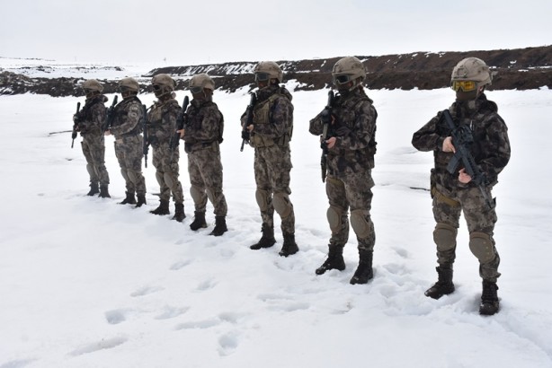 Foto - Teröristlerin korkulu rüyası PÖH'ler böyle görüntülendi