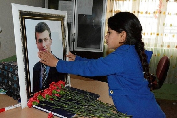 Foto - Teröristlerin şehit ettiği Necmettin öğretmenin babası: PKK ile yol yürüyenlerle işimiz olmaz