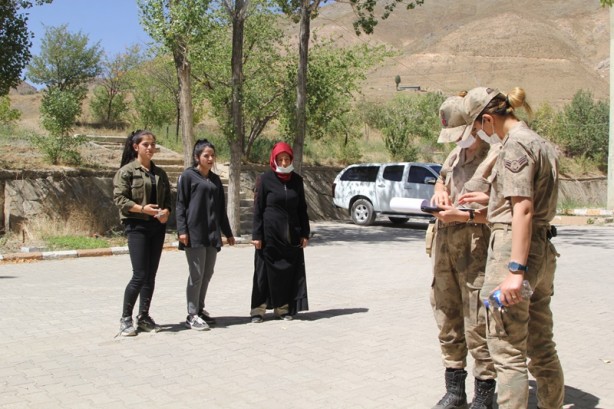 Foto - Terörle mücadelede görev almak için ter döktüler