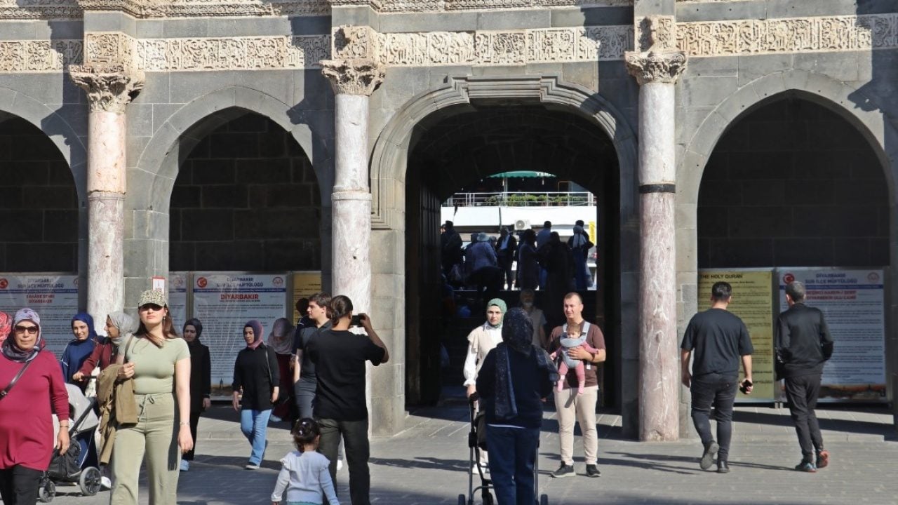 Foto - Terörsüz Türkiye süreci meyve veriyor! Diyarbakır'daki değişimin en net fotoğrafları