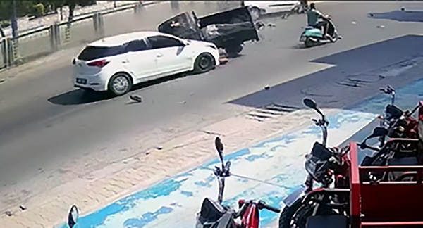 Foto - Ters şeride giren motosiklet sürücüsünün feci ölümü