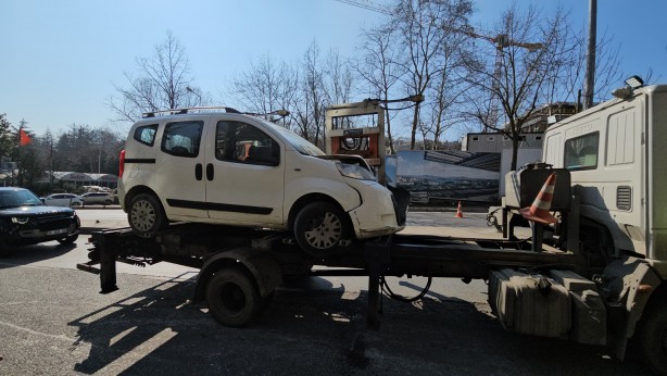 Foto - Ters yönden topukladı! Böyle Olur Ekrem’in Yönettiği İETT