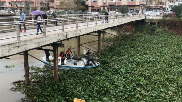 Foto - Tersine akan nehir görünmez olmuştu şimdi temizleniyor