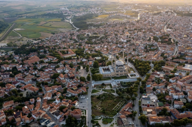 Tersine göç hızlandı! İstanbul resmen taşınıyor! O bölgelerin fiyatları uçtu! 