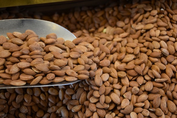 Foto - Tescilli kayısı çekirdeği ihracatından 9 ayda 11.5 milyon dolarlık gelir