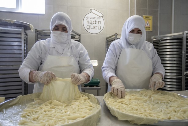 Foto - Tescilli lezzetleri dört bir yana pazarlıyor