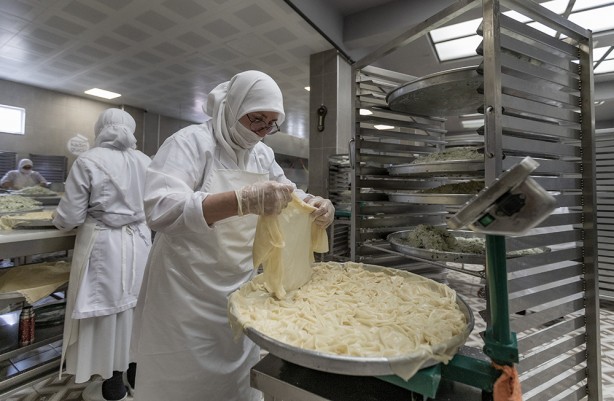 Foto - Tescilli lezzetleri dört bir yana pazarlıyor