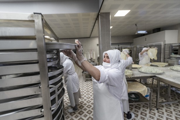 Foto - Tescilli lezzetleri dört bir yana pazarlıyor