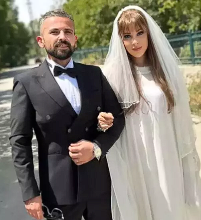 Foto - Tesettüre girmişti! Ferdi Tayfur’un kızına "Allah cezanızı versin" dedirten şantaj