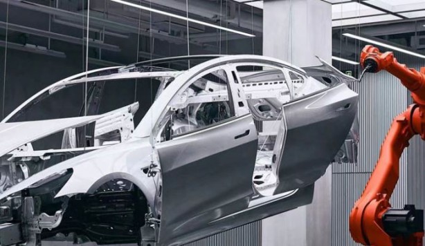 Foto - Tesla 3D baskı ile elektrikli otomobil üretecek