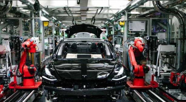 Foto - Tesla 3D baskı ile elektrikli otomobil üretecek