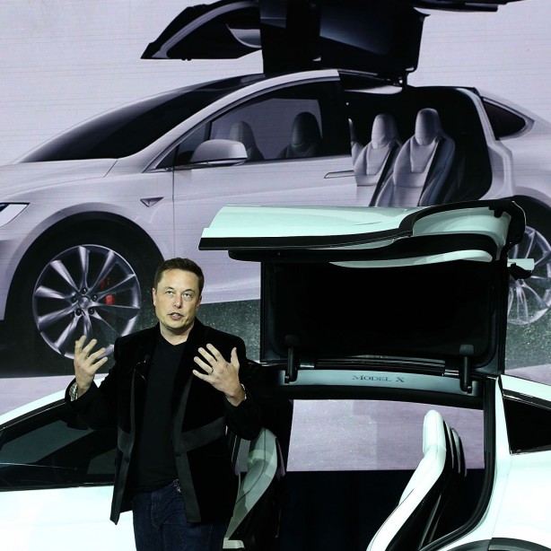 Foto - Tesla alarm veriyor! 1 trilyon dolar eridi