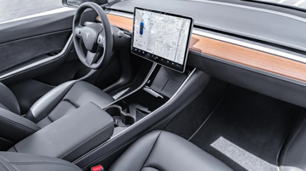 Foto - Tesla çıldırdı! Fiyatları yarı yarıya indirdi