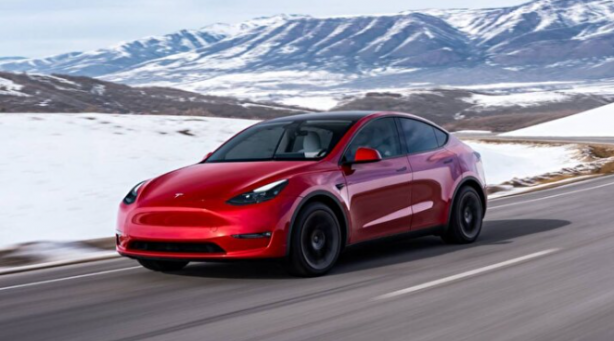 Foto - Tesla çıldırdı! Fiyatları yarı yarıya indirdi