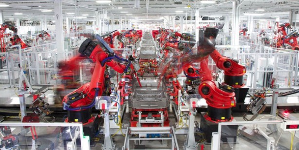 Foto - Tesla dev fabrikayı geçici olarak kapatıyor!