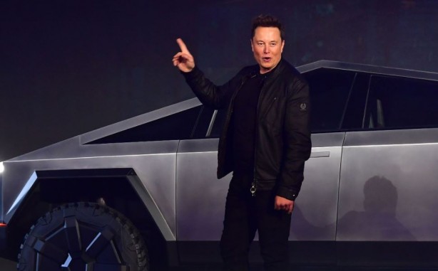 Foto - Tesla faizin kurbanı oldu! Kan kaybediyor