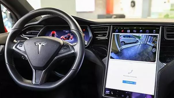 Foto - Tesla güncelleme için 300 milyon dolara ekran kartı çiftliği kurdu