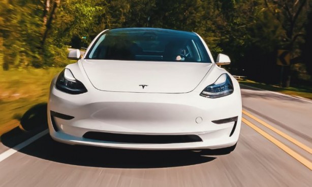 Foto - Tesla sahipleri benzinli otomobillere geçiyor