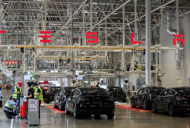 Foto - Tesla tek bir fabrikada her 30 saniyede bir Model Y üretiyor