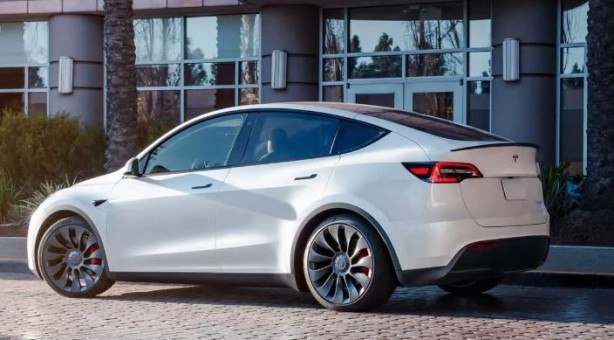 Foto - Tesla, Togg ile rekabet için Türkiye'de indirime gitti! Dikkat çeken rakam