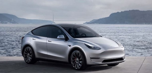 Foto - Tesla, Türkiye güncel fiyat listesi!