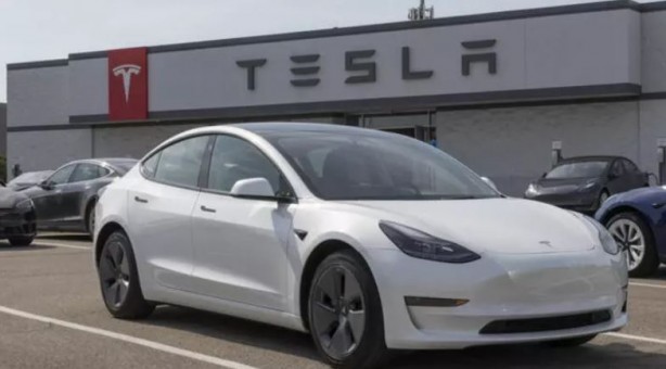 Foto - Tesla ucuz otomobil için düğmeye bastı