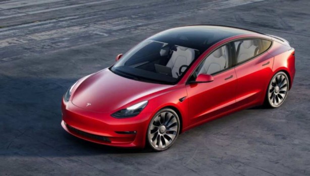 Foto - Tesla ucuz otomobil için düğmeye bastı