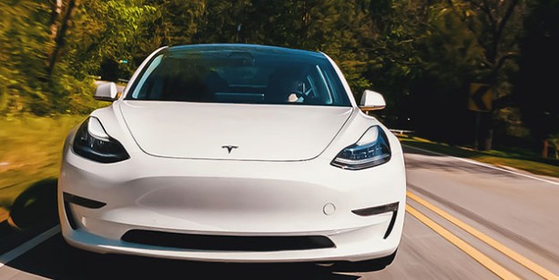 Foto - Tesla, uygun fiyatlı otomobil için harekete geçti