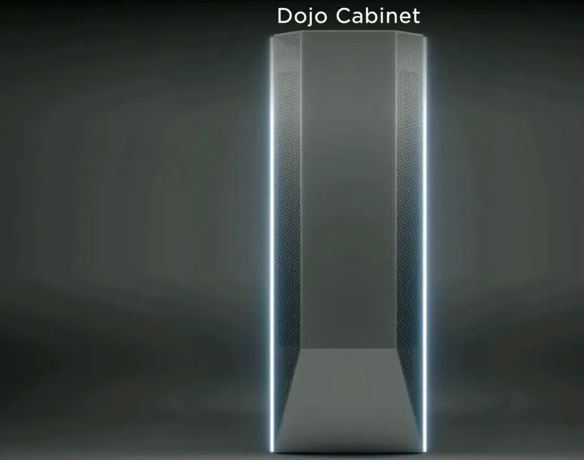 Foto - Tesla yeni süper bilgisayarını tanıttı! Trafo patlatıyor