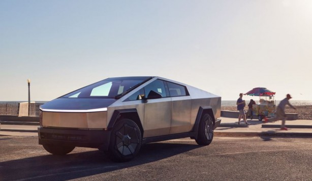 Foto - Tesla'da hayal kırıklığı! Tüm Cybertruck’ları geri çağırdı