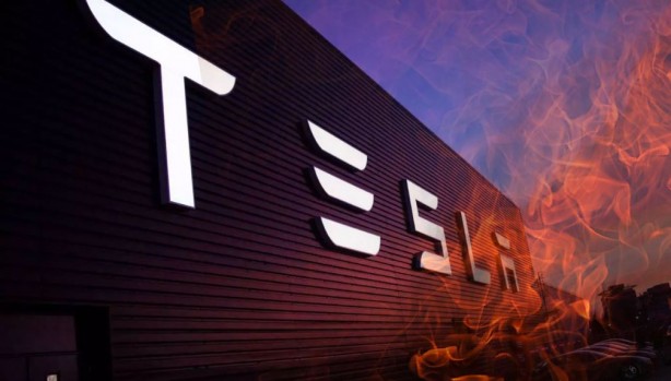 Foto - Tesla’da veri casusluğu