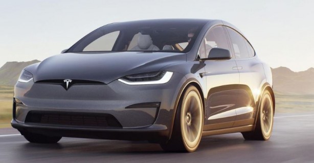 Foto - Tesla’da veri casusluğu