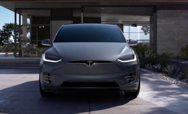 Foto - Tesla’dan elektrikli arabaları ucuzlatacak adım