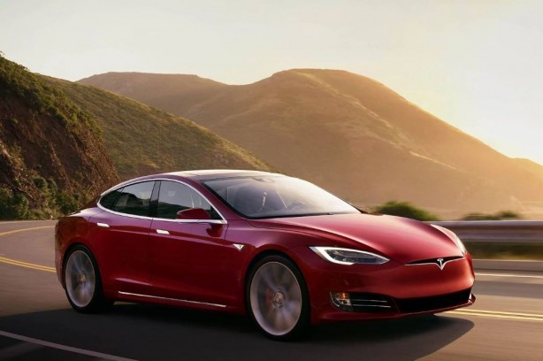 Foto - Tesla’dan elektrikli arabaları ucuzlatacak adım