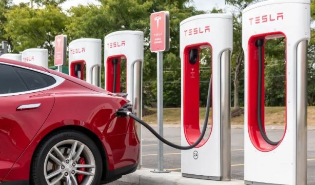 Foto - Tesla'dan ıslak havlu hilesi uyarısı