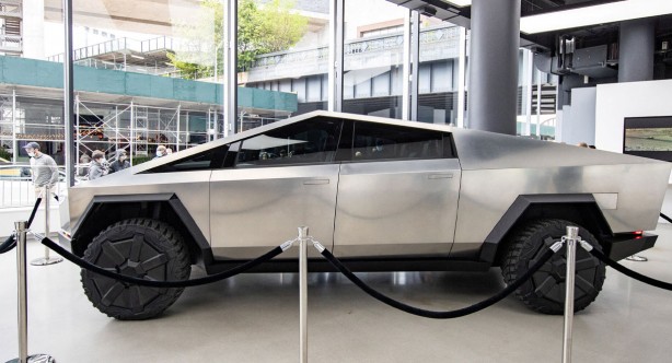 Foto - Tesla’dan şaşırtan uygulama! Otomobilini satana 1,4 milyon TL ceza