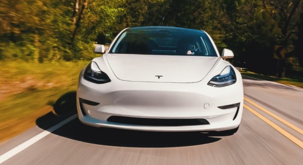 Foto - Tesla'dan Türkiye'ye özel model! Fiyat yarı yarıya düştü