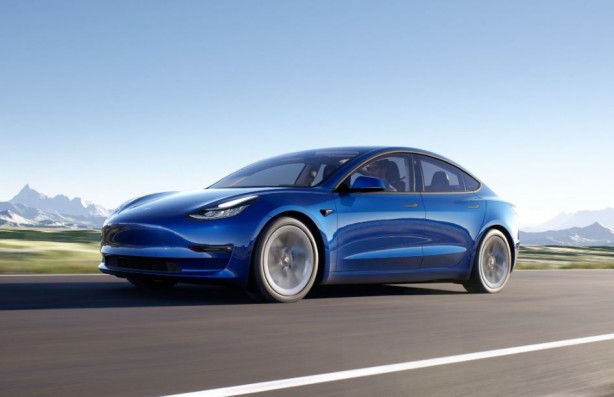 Foto - Tesla'dan ucuz Model 3