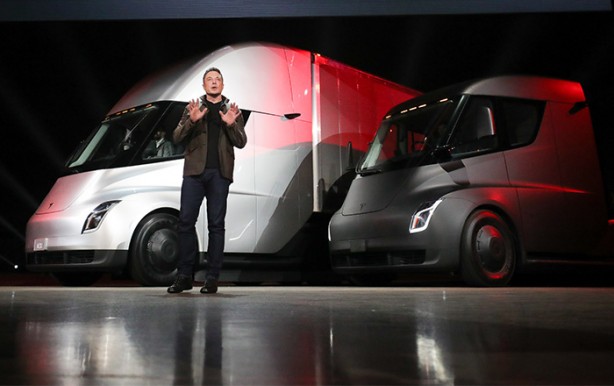 Foto - Tesla’nın elektrikli tırının fiyatı açıklandı