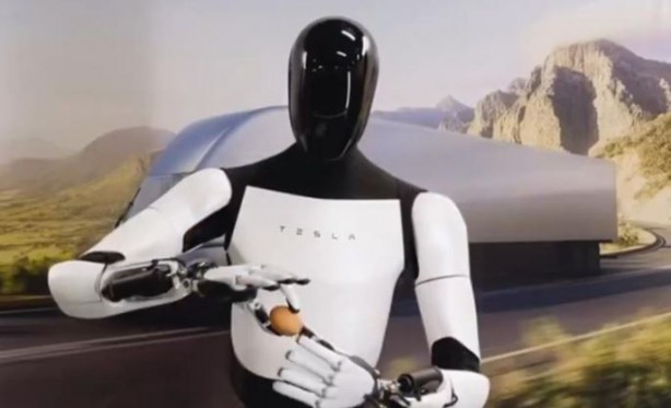 Foto - Tesla'nın insansı robot Optimus planı ortaya çıktı