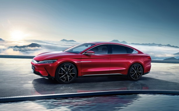 Foto - Tesla'nın tahtı sallandı! Çinli dev toz yutturdu