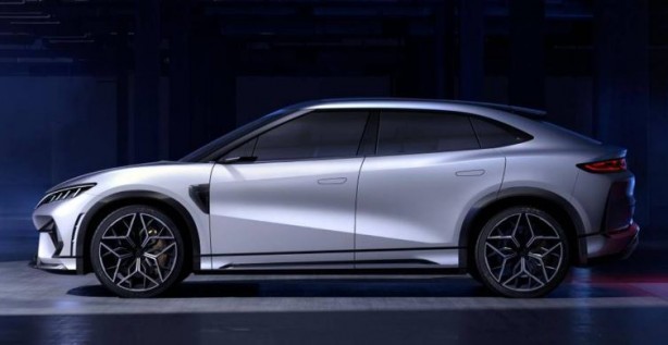 Foto - Tesla'yı kıskandıracak başarı! BYD’nin ucuz elektrikli otomobili Song L rekor kırdı