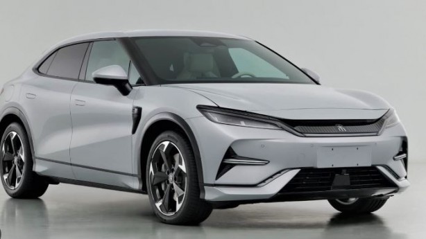 Foto - Tesla'yı kıskandıracak başarı! BYD’nin ucuz elektrikli otomobili Song L rekor kırdı