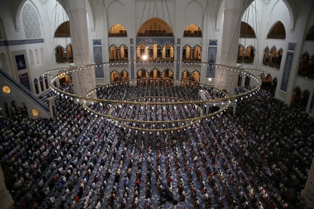 Foto - Teşrik tekbiri nedir? Ne zaman başlayıp ne zaman sona erecek?