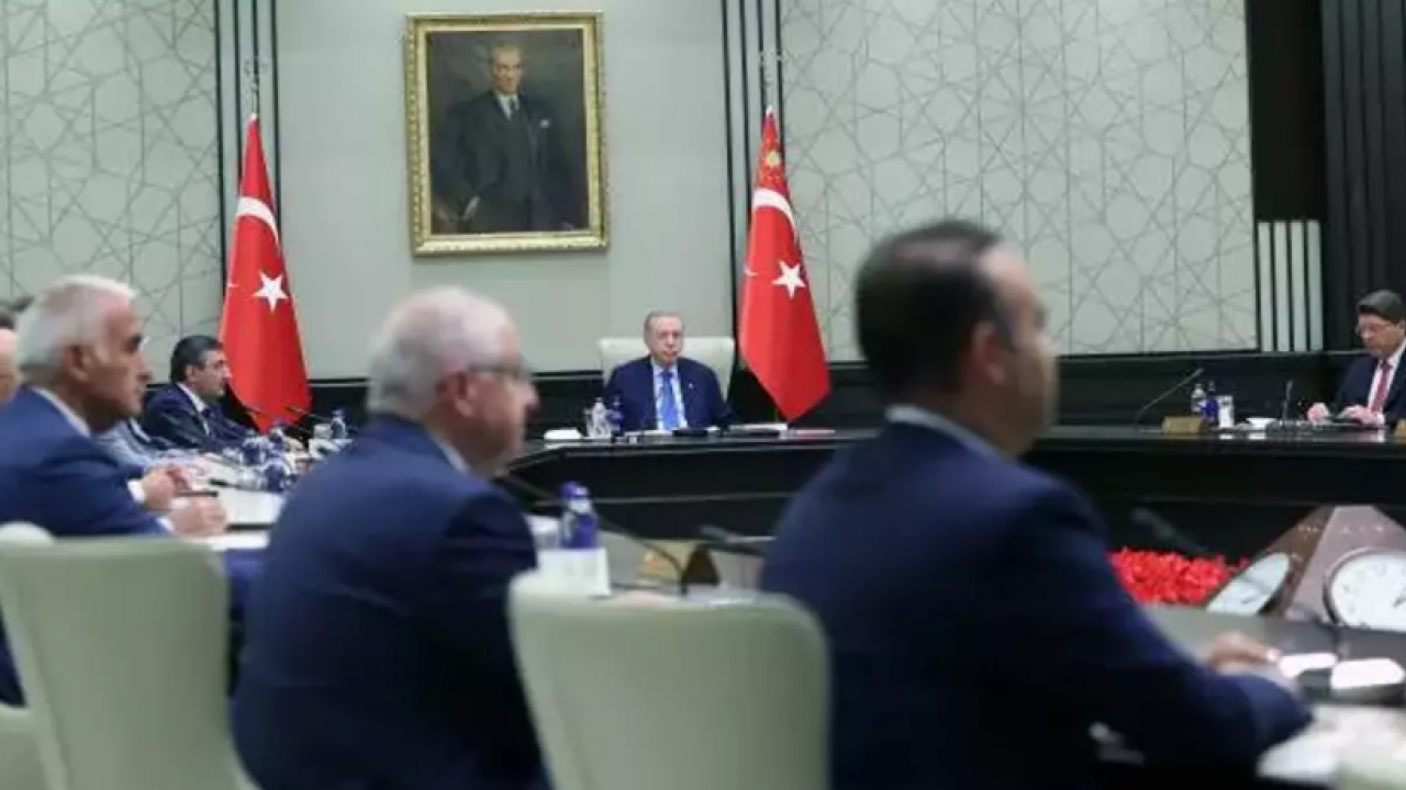 Foto - 'Teyitsiz bilgi vermem' dedi: Kabine değişikliği için  gündeme otruracak gelişmeyi açıkladı