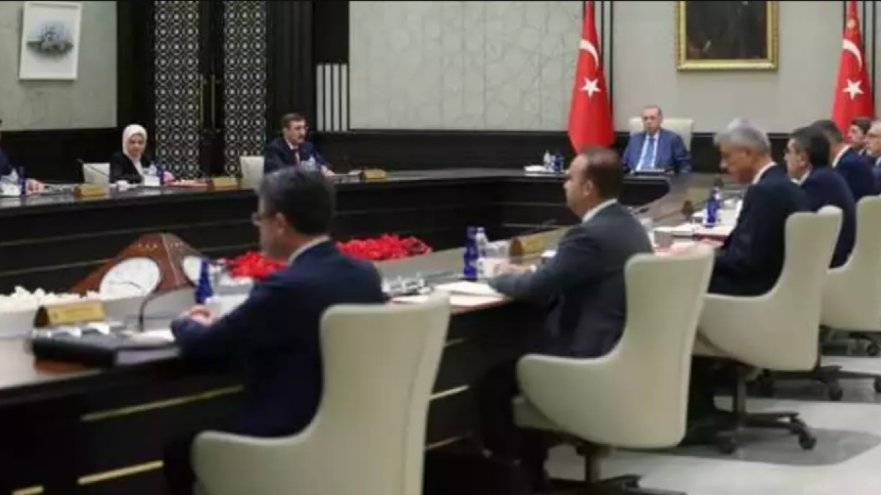 Foto - 'Teyitsiz bilgi vermem' dedi: Kabine değişikliği için  gündeme otruracak gelişmeyi açıkladı