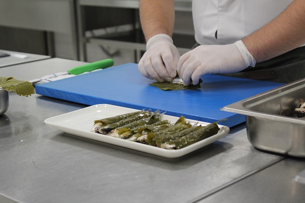 Foto - Tezgahlar balıkla dolup taşıyor! İşin uzmanından damak çatlatan balık tarifi