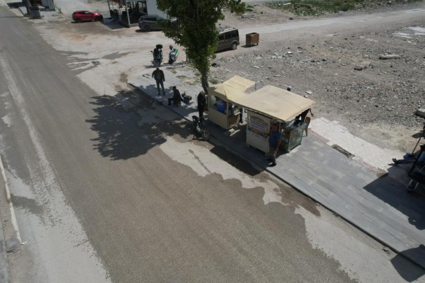 Tezgahtaki yazıyı gören en az 4 simit almak zorunda kalıyor