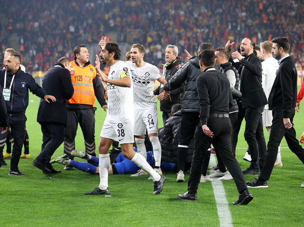 Foto - TFF'den Göztepe - Altay maçı açıklaması